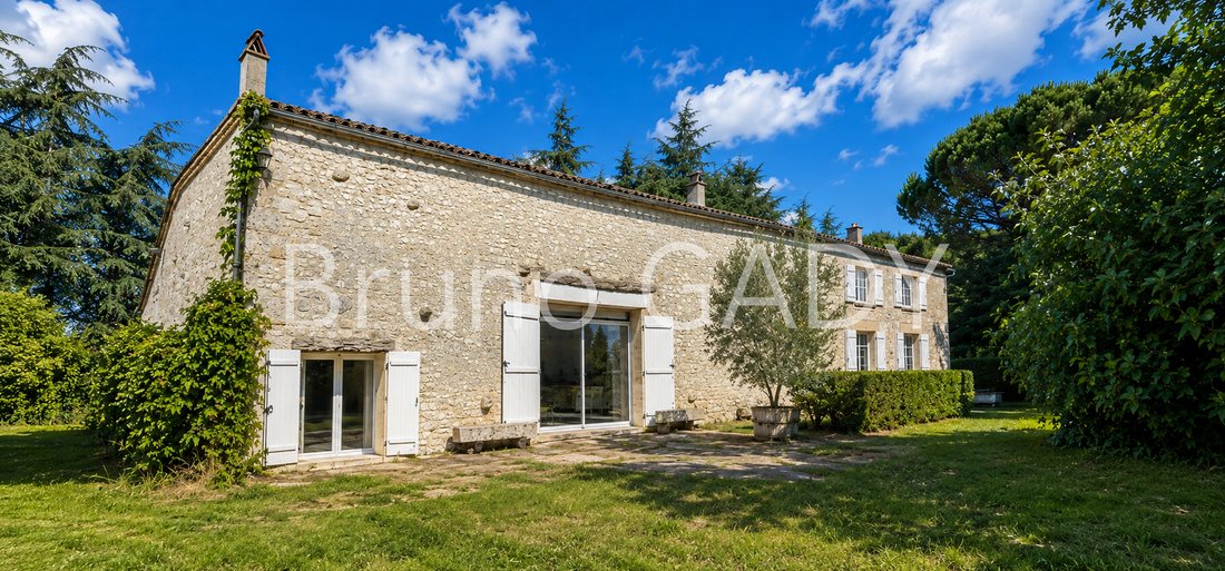 Villa in Thénac, Nouvelle-Aquitaine, France 3 - 18793954