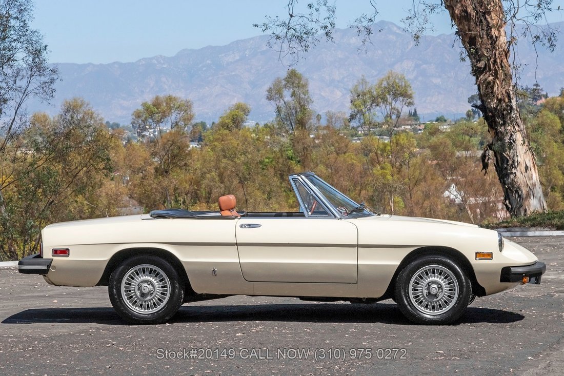 Alfa Romeo Spider in Los Angeles, CA 5 - 18792492
