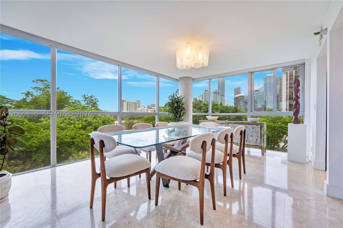 Condo in Miami, Florida, United States 3 - 18795432