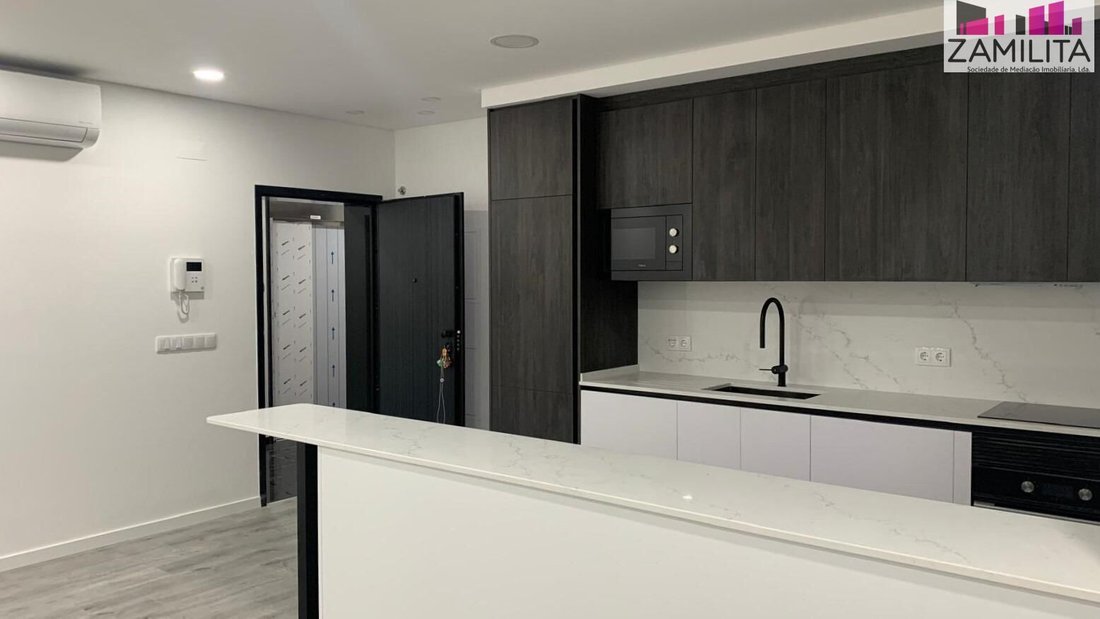 Apartment in Seixal, Arrentela e Aldeia de Paio Pires, Setubal, Portugal 4 - 18801448