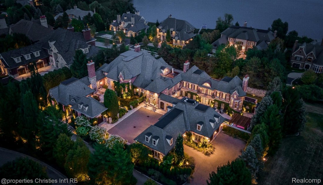 House in Bloomfield Hills, Michigan, United States 3 - 18666874