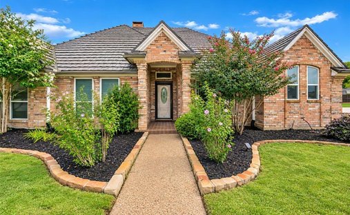House in Hurst, Texas, United States 1