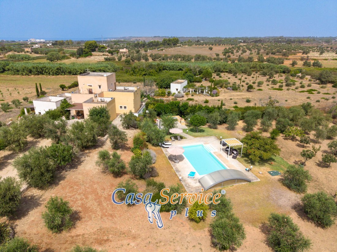Villa en Sannicola, Pouilles, Italie 1 - 18796822