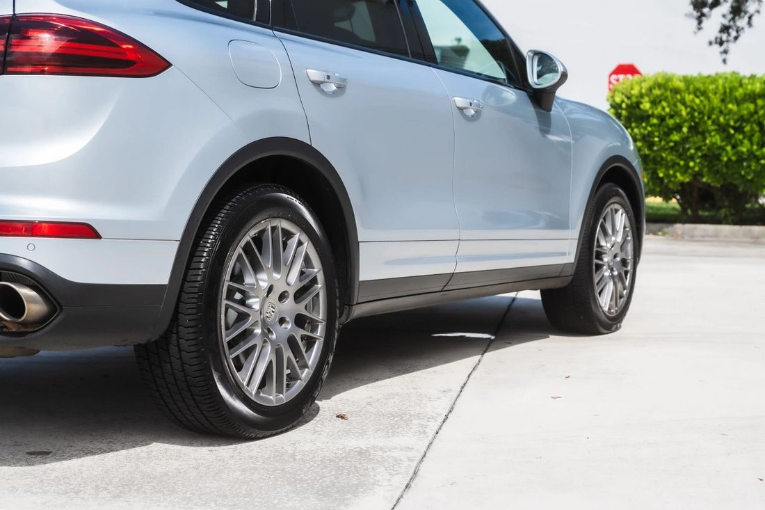Suv in Boynton Beach, FL, United States 4 - 18745498