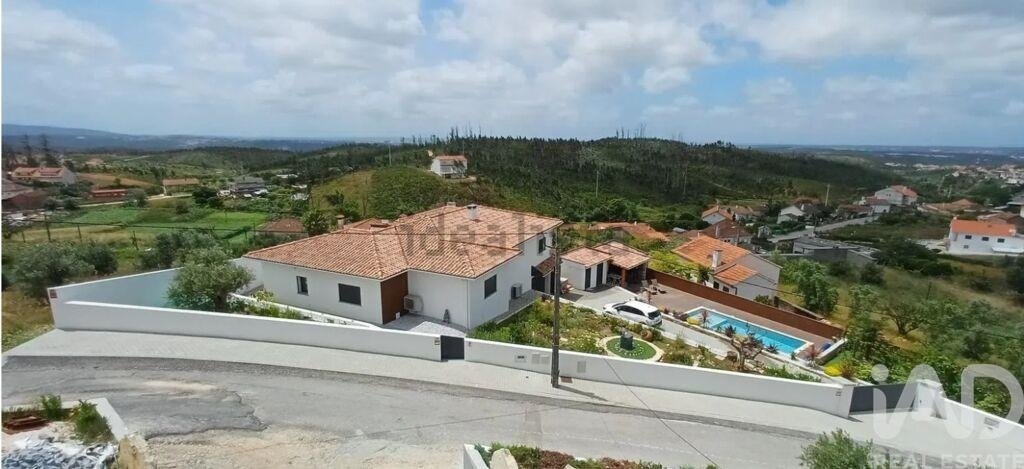 Townhouse in Colmeias e Memoria, Leiria District, Portugal 2 - 18803154
