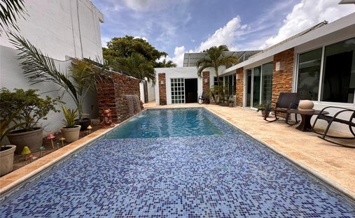House in Chelem, Yucatan, Mexico 1