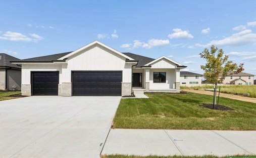 House in Papillion, Nebraska, United States 1