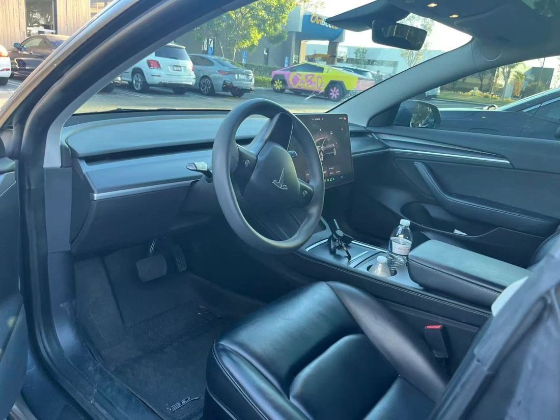 Sedan in Costa Mesa, CA, United States 3 - 18801518