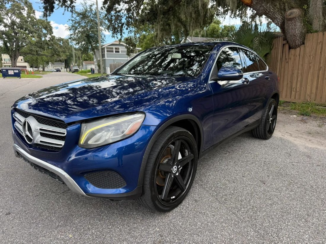 Suv in Tampa, FL, United States 3 - 18799210