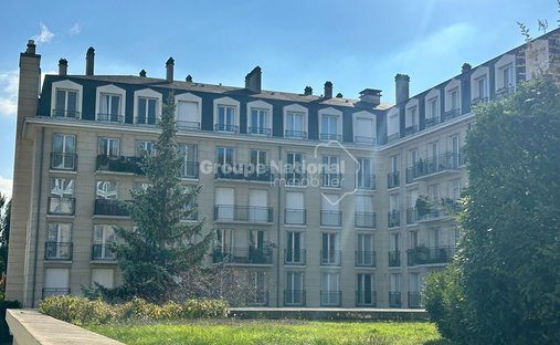 Apartment in Domaine National du Château, Versailles, France 1