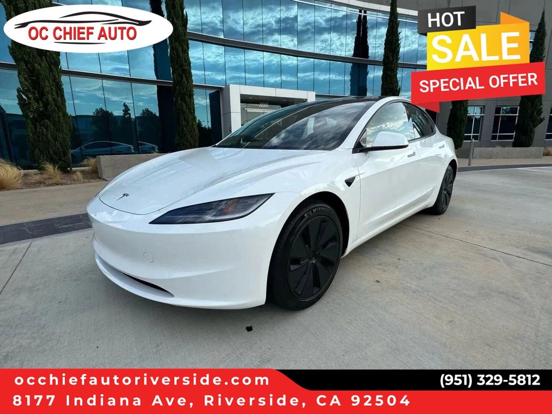 Sedan in Riverside, CA, United States 1 - 18762876