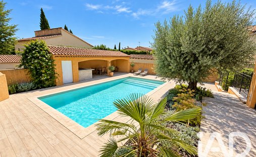 Casa en Volx, Provenza-Alpes-Costa Azul, Francia 1
