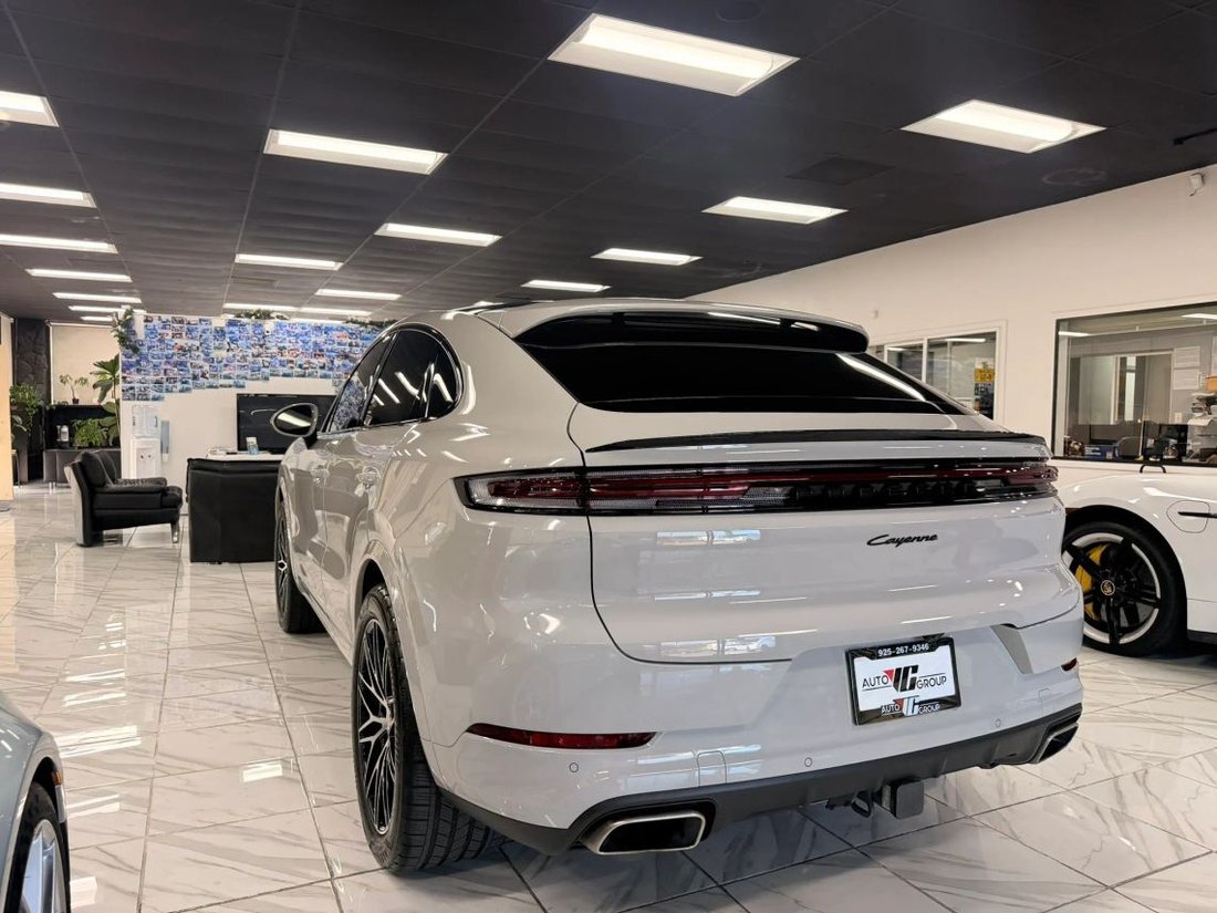 Suv in Pittsburg, CA, United States 2 - 18797068