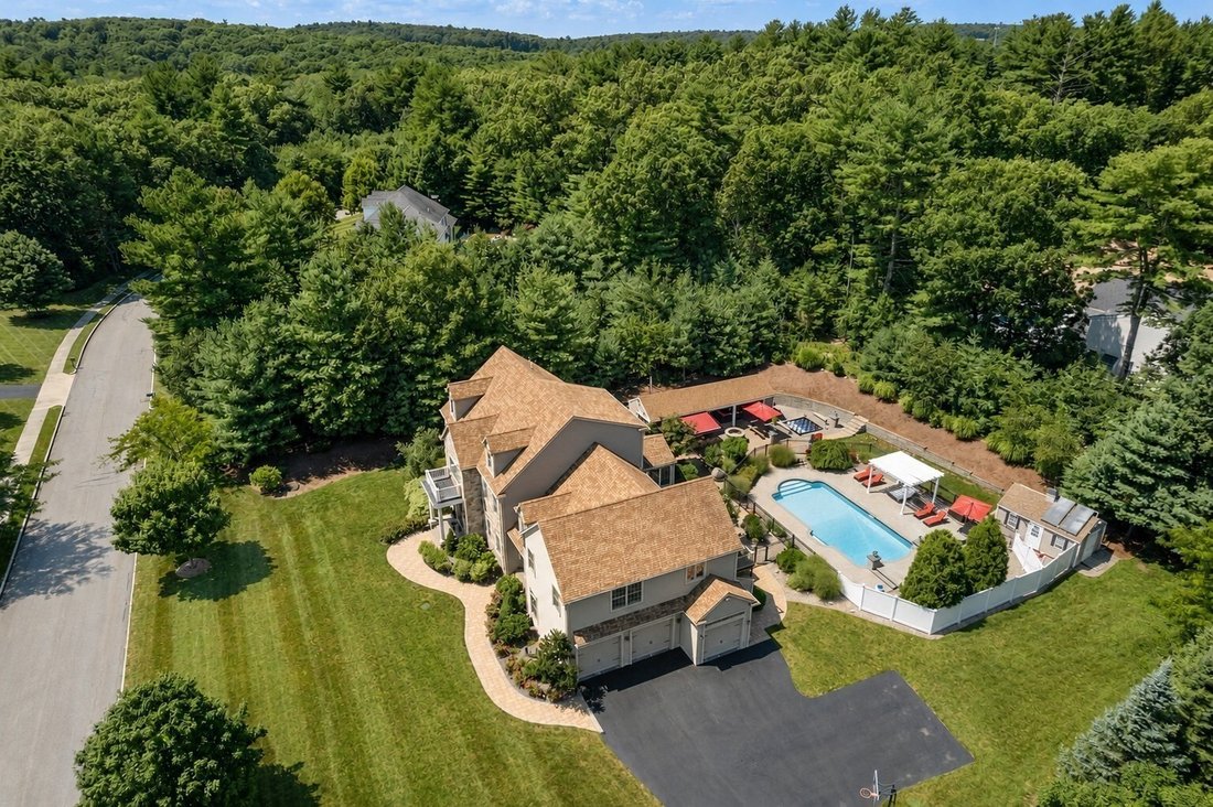 House in Franklin, Massachusetts, United States 4 - 18650458