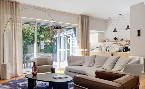 House in Le Genette, La Rochelle, France 1