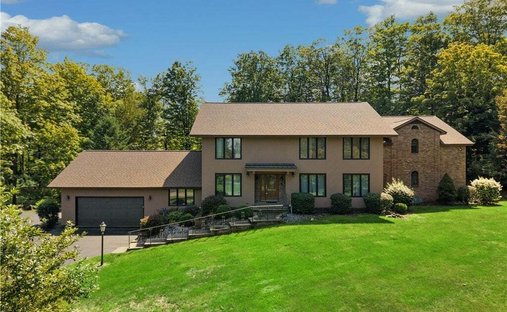 House in Fayetteville, New York, United States 1