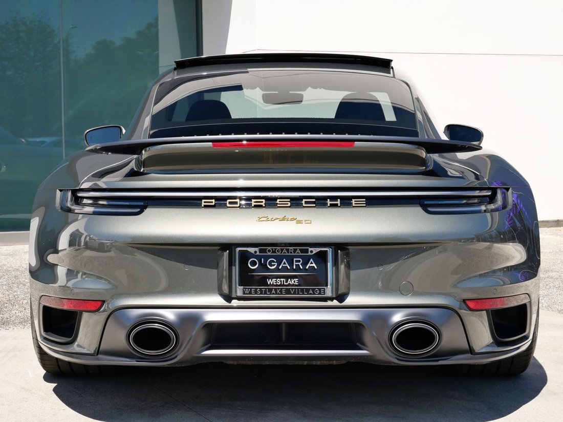 Coupe in Thousand Oaks, CA, United States 5 - 18796289