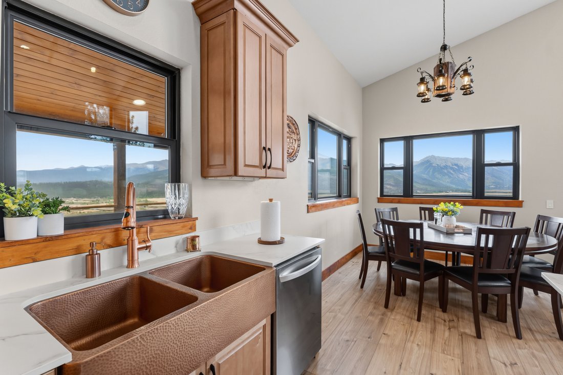 Twin Lakes, Colorado, United States 5 - 18797763