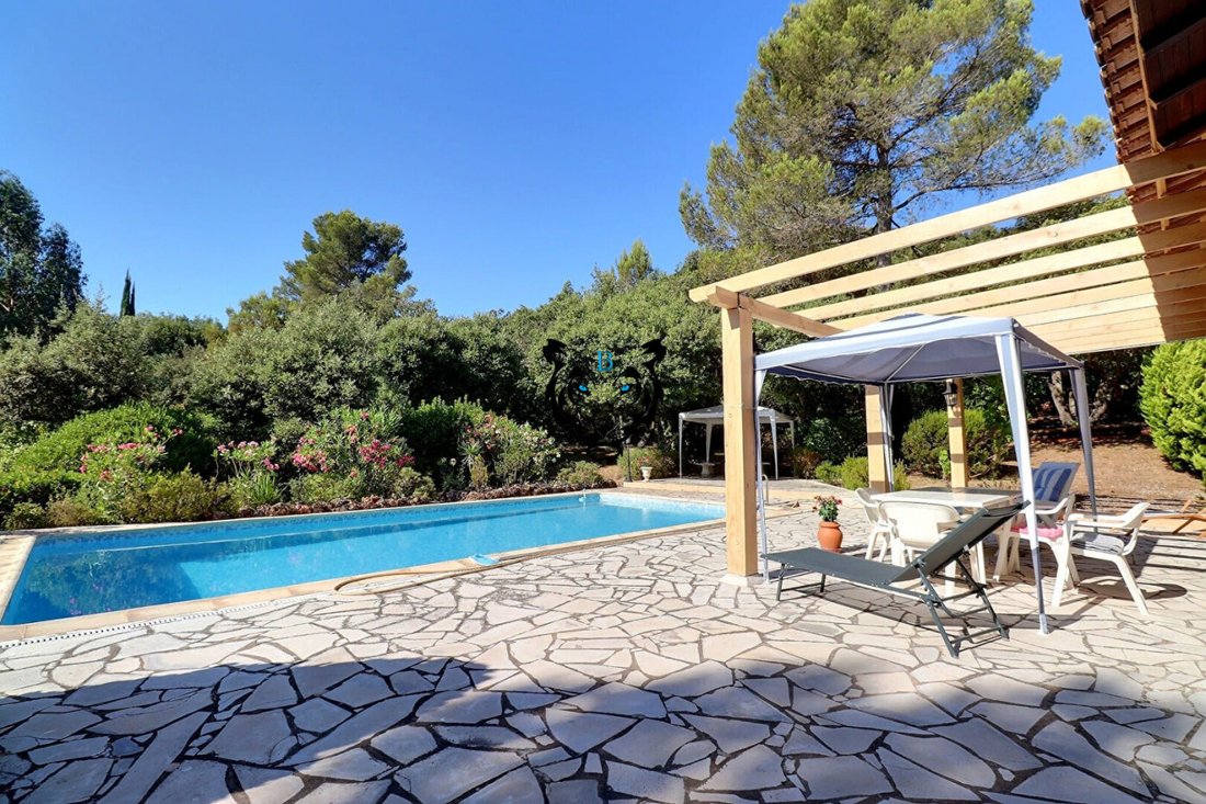 Casa en Ecarts, Roquebrune-sur-Argens, Francia 2 - 18800350