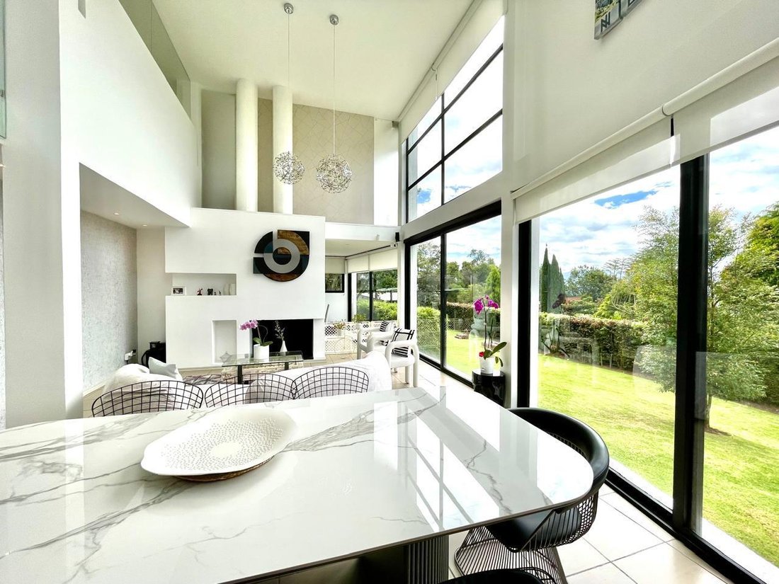 Haus in Quito, Provinz Pichincha, Ecuador 1 - 18801330
