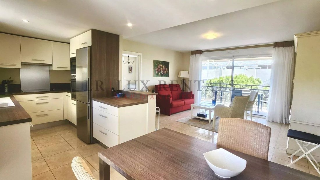 Apartamento en Fontmerle, Antibes, Francia 2 - 15906002