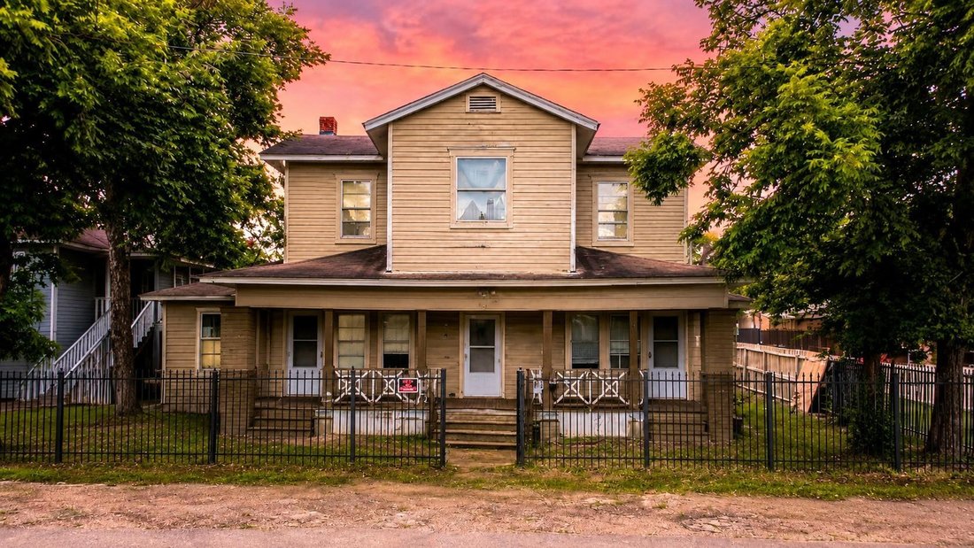 Houston, Texas, United States 3 - 18802541