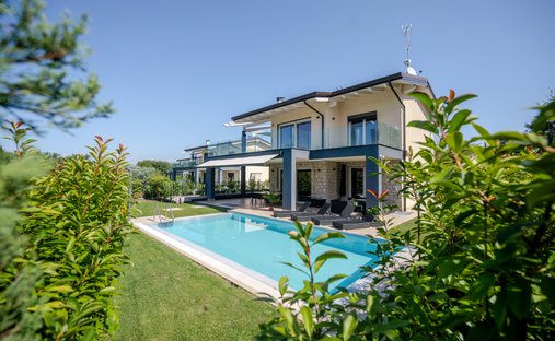 Haus in Lazise, Venetien, Italien 1