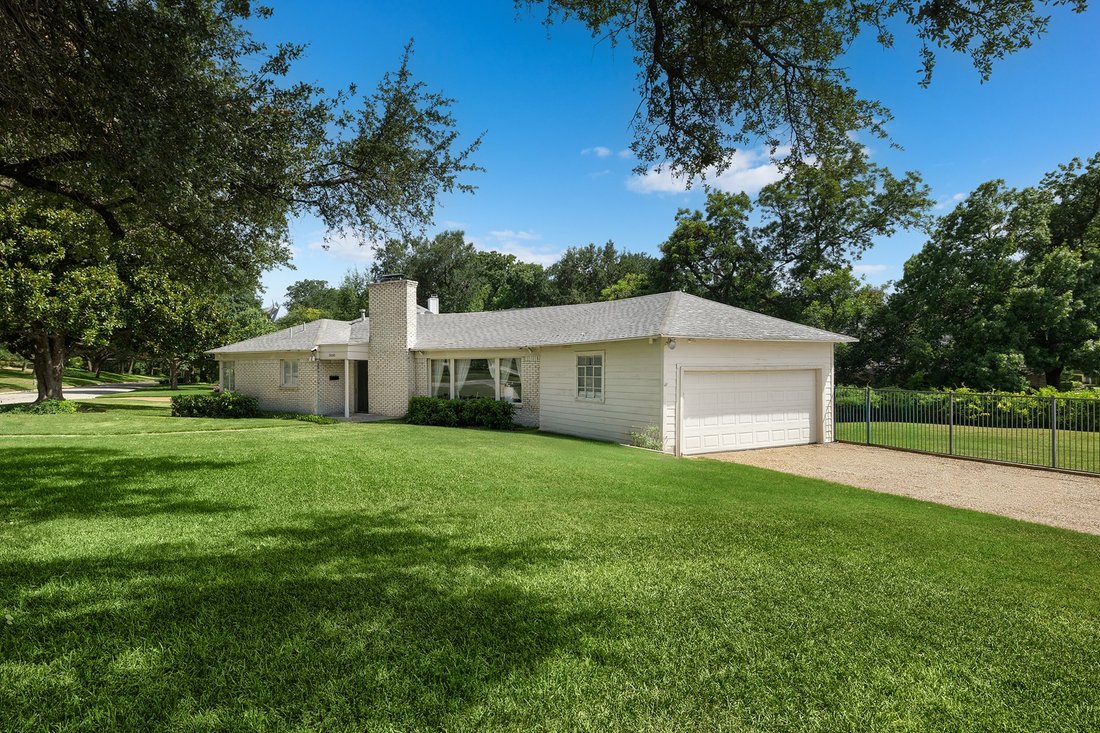 House in Fort Worth, Texas, United States 3 - 18793458