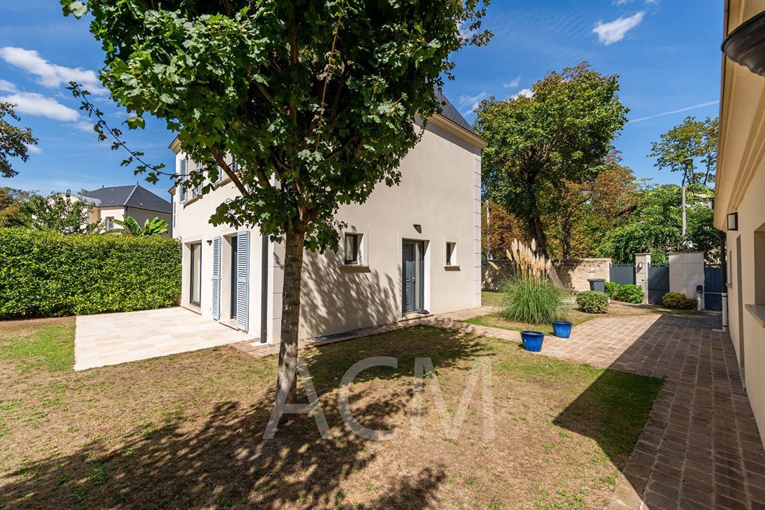 House in Napoleon, Maisons-Laffitte, France 3 - 18796379