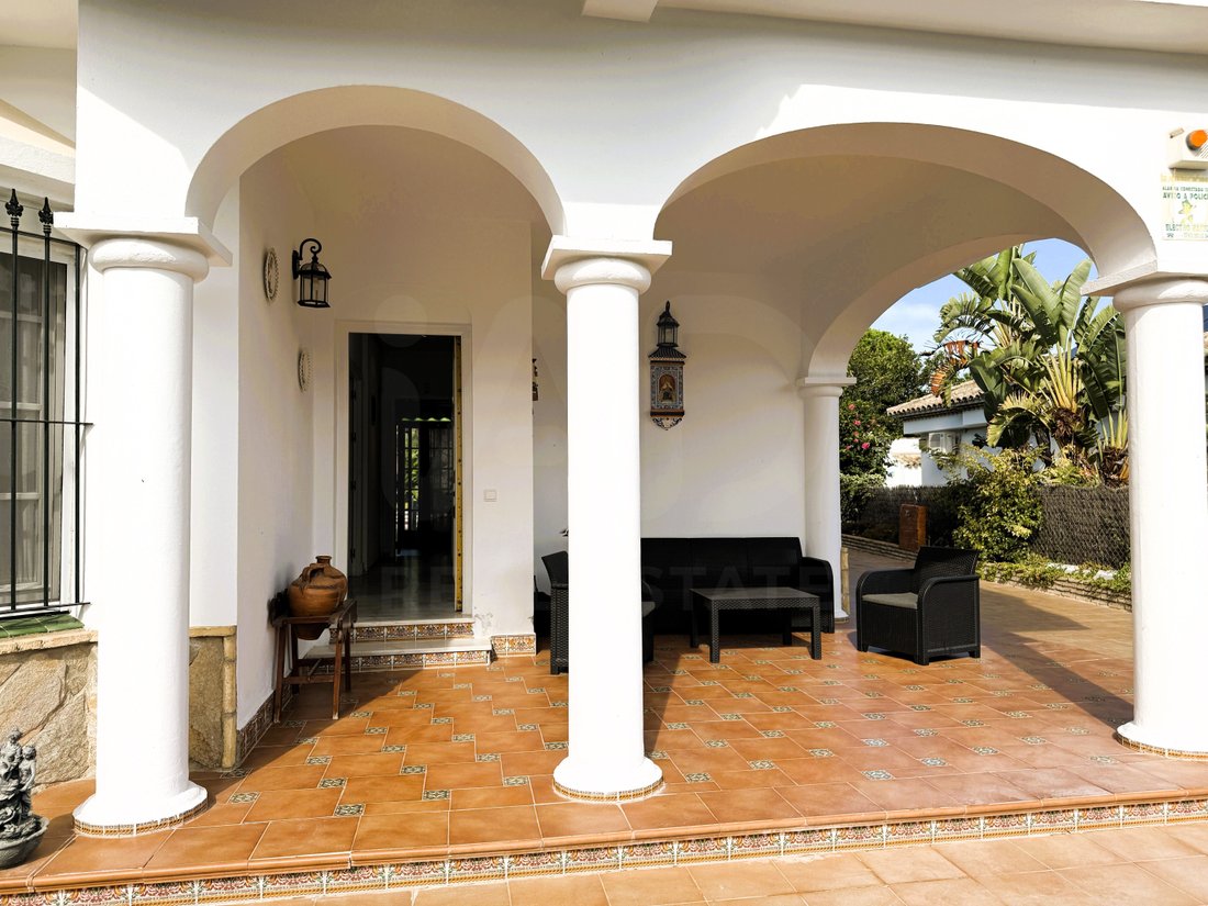 Townhouse en Chiclana de la Frontera, Andalucía, España 3 - 18804451