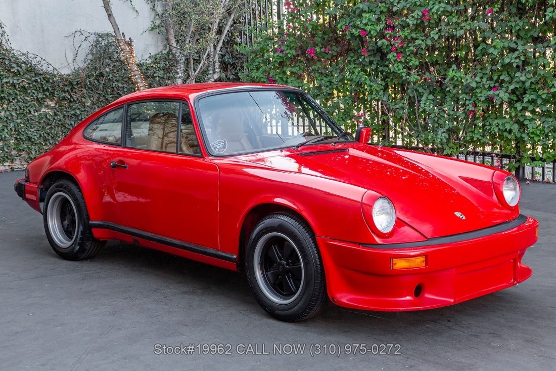 Porsche 911S in Los Angeles, CA 3 - 18798588