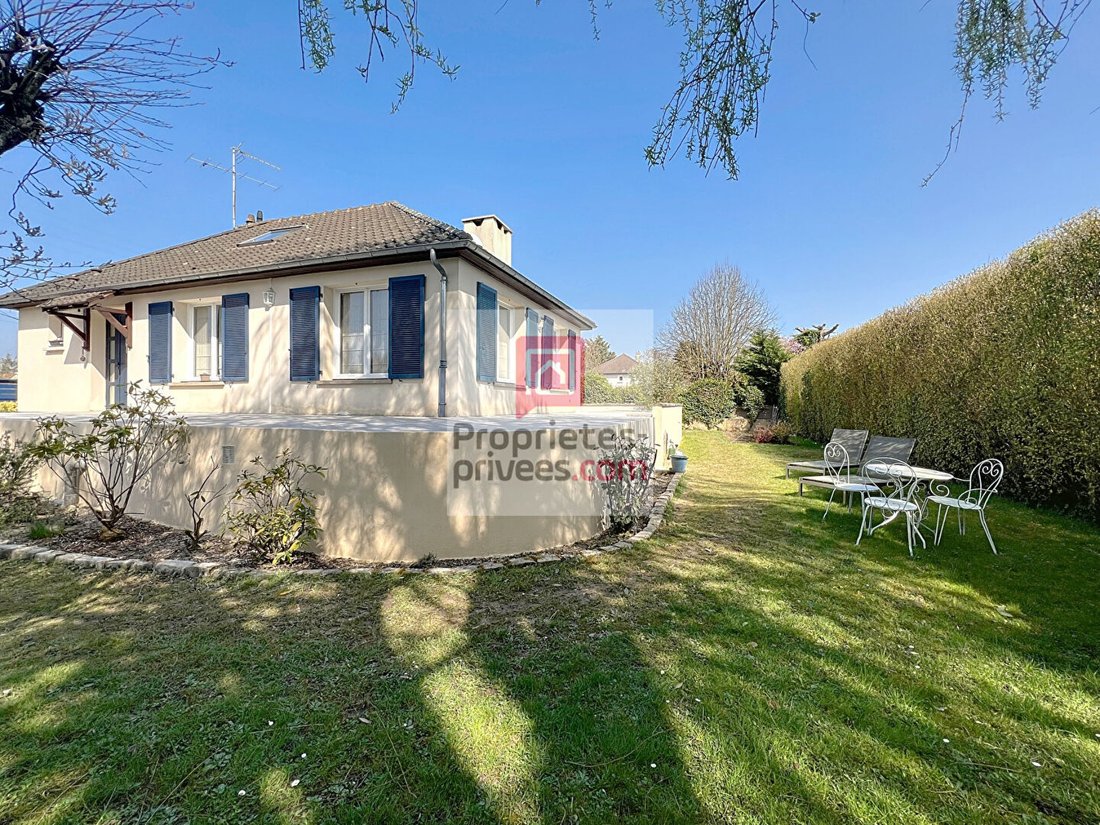 Villa in Peripherie, Le Perray-en-Yvelines, France 1 - 18185586