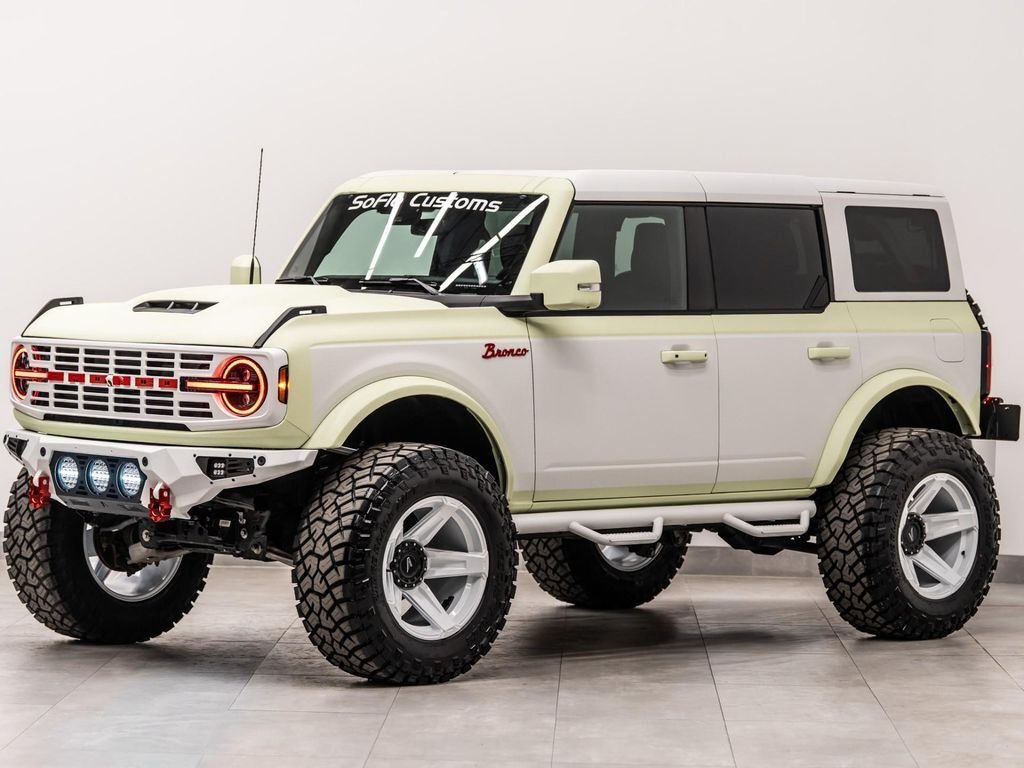 Ford Bronco 4X4 in Fort Lauderdale, FL, United States 1 - 18800146