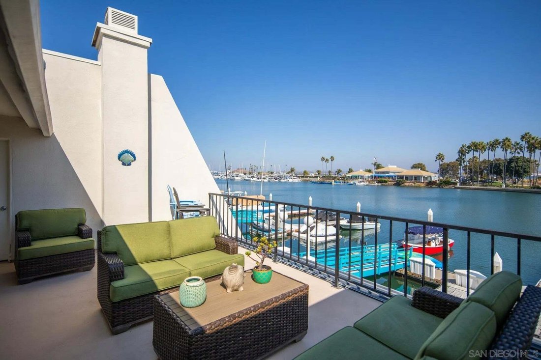 Condo in Coronado, California, United States 5 - 18802424