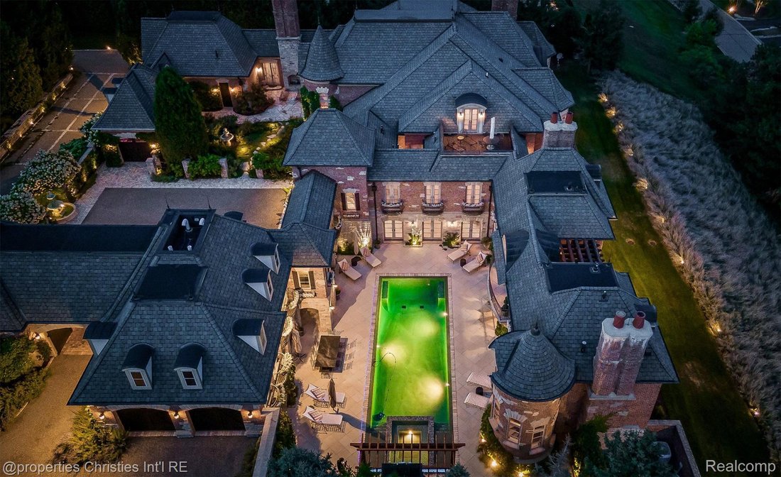 House in Bloomfield Hills, Michigan, United States 2 - 18666874