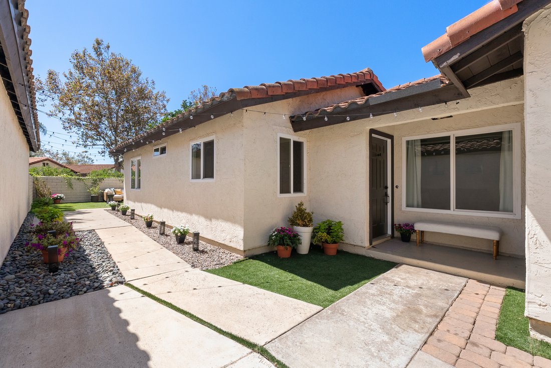 Oceanside, California, United States 5 - 18797762