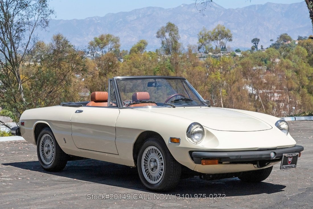 Alfa Romeo Spider in Los Angeles, CA 1 - 18792492