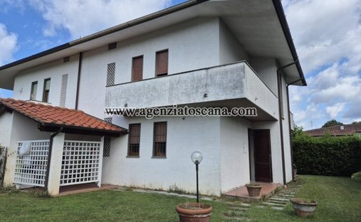 Villa in Centro, Forte dei Marmi, Tuscany 1