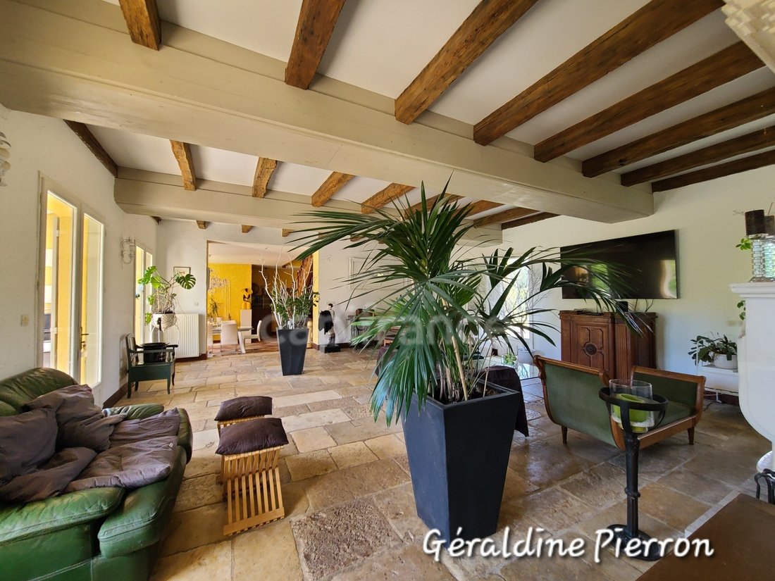 Casa en Saint-Bonnet-sur-Gironde, Nueva Aquitania, Francia 3 - 18224089