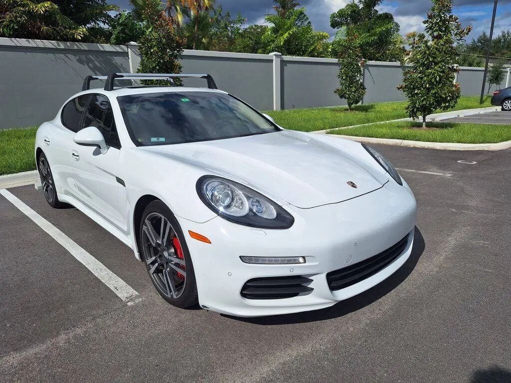 Sedan in Tampa, FL, United States 4 - 18793753
