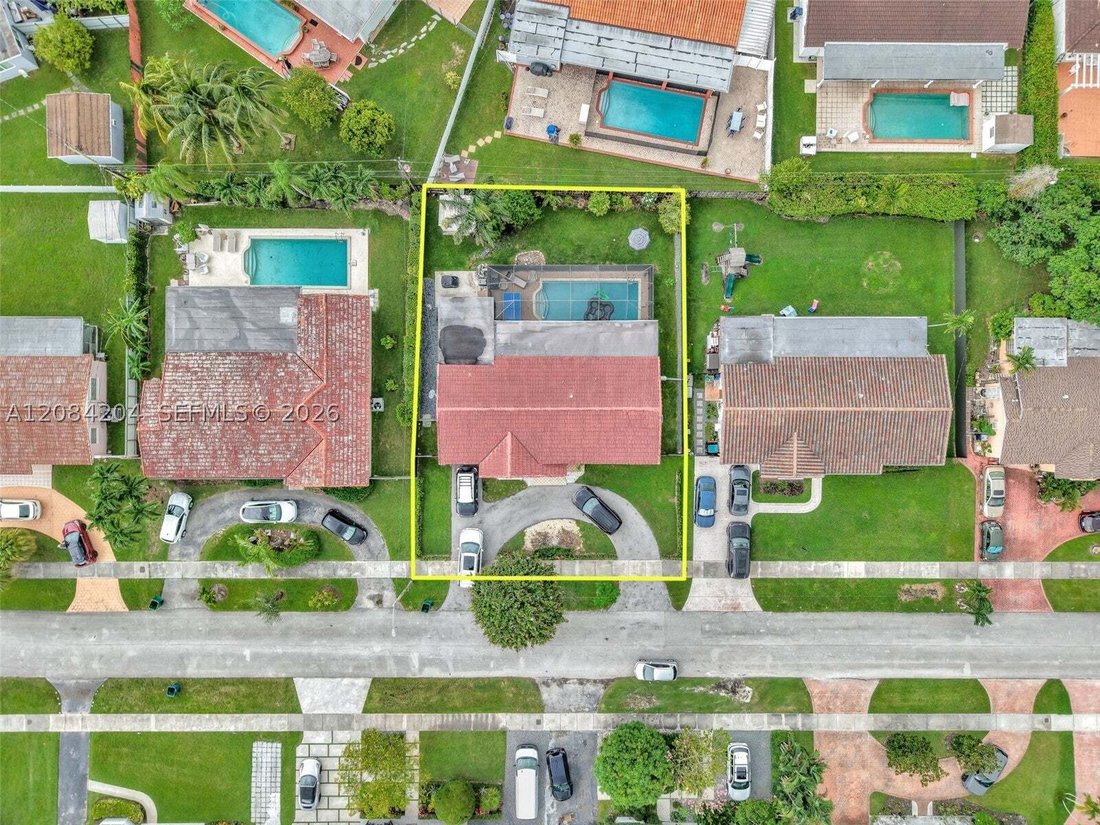 House in Miami, Florida, United States 3 - 18799757