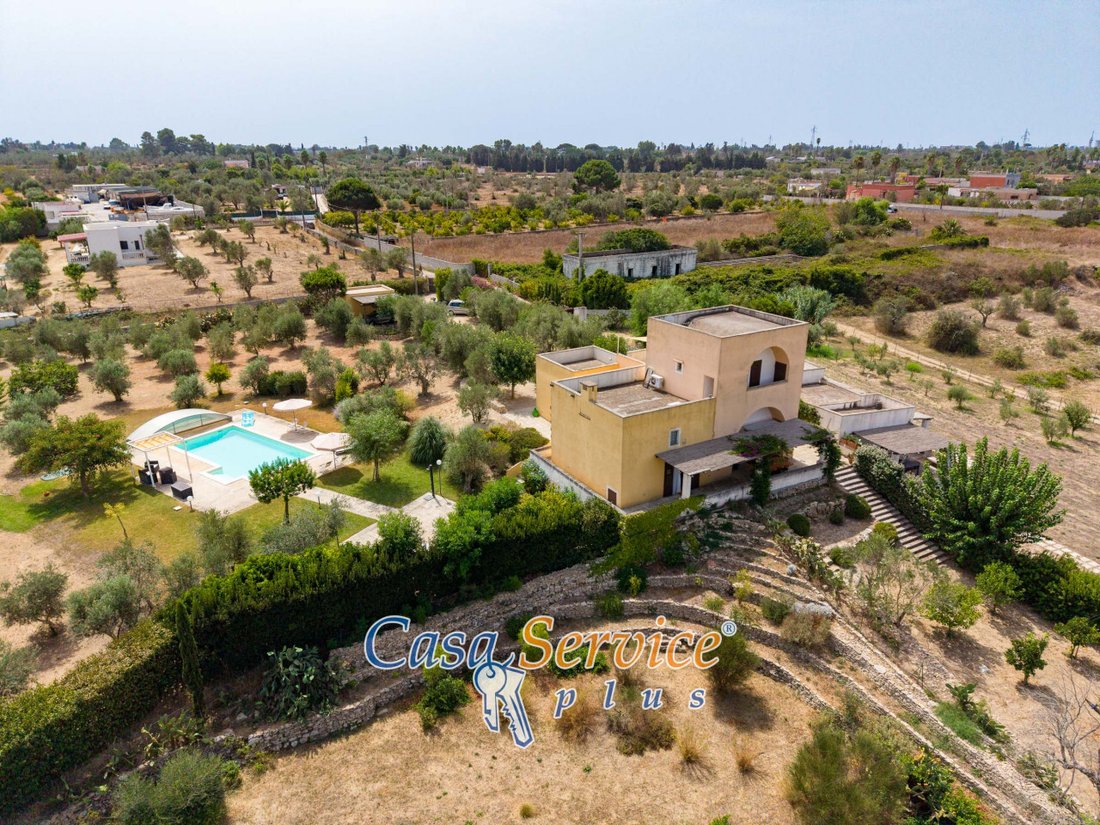 Villa en Sannicola, Pouilles, Italie 2 - 18796822