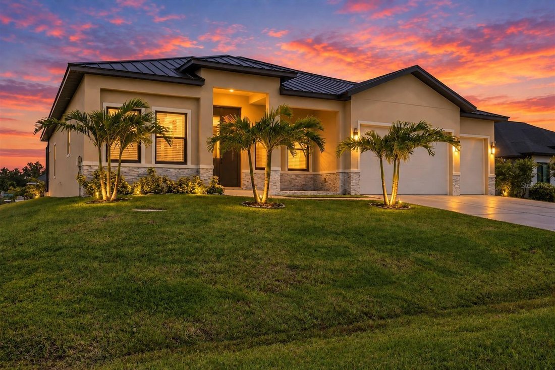 House in Port Charlotte, Florida, United States 1 - 18439472
