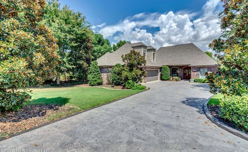 House in Madison, Mississippi, United States 1
