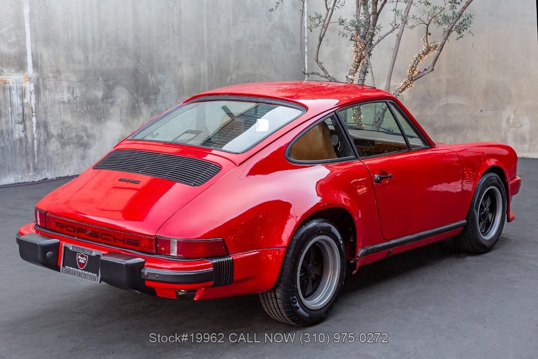 Porsche 911S in Los Angeles, CA 5 - 18798588