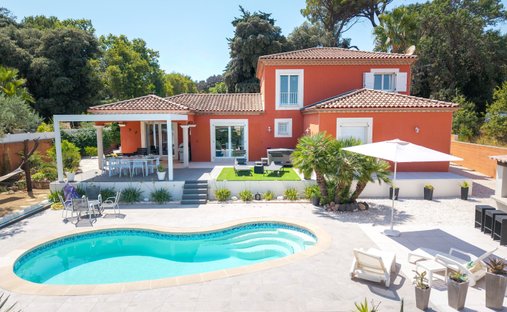 Casa a Espondeilhan, Occitania, Francia 1