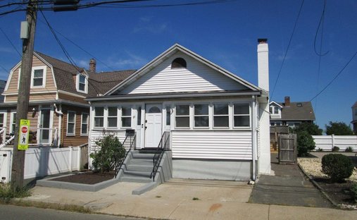 House in Winthrop, Massachusetts, United States 1