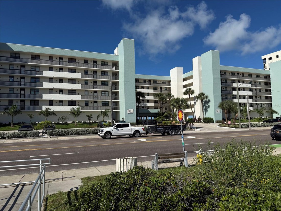 Condo in Madeira Beach, Florida, United States 1 - 17185161