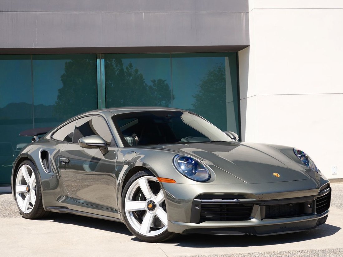 Coupe in Thousand Oaks, CA, United States 1 - 18796289
