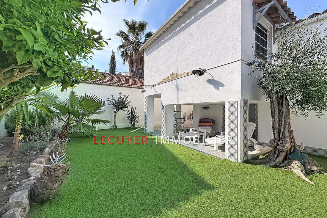 Villa a Gabelle-Courcettes-Les Clos, Vallauris, Francia 1 - 18793113